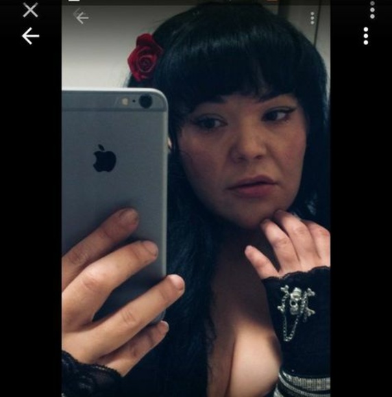 Meet your Posher, Annabel - Picture 1 of 1